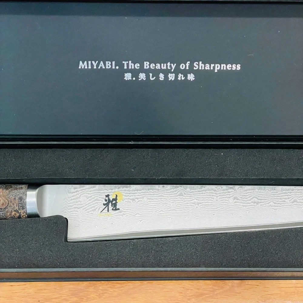 Miyabi Black 5000MCD67 Slicing Knife, 9.5 inch - Picture 2 of 4